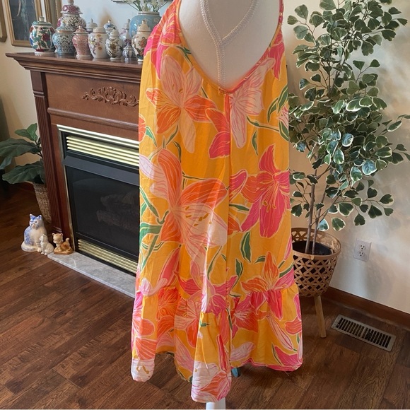 Perfectly Priscilla (Boutique) • Bright Floral Tropical Sundress • Size Large - Picture 4 of 7